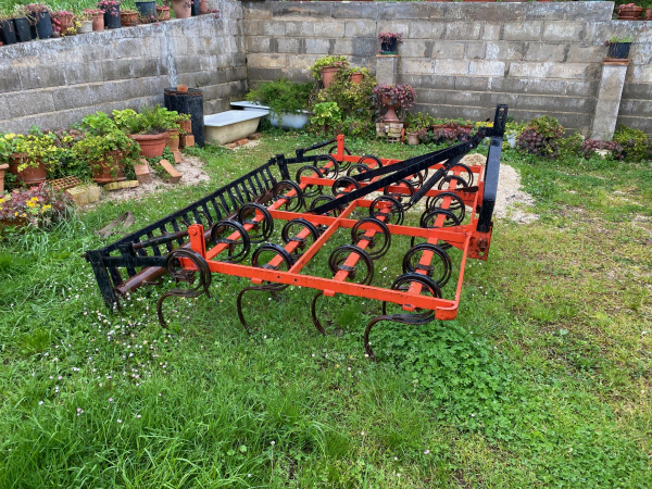 VIBROCOLTIVATORE  DA MT. 2,5